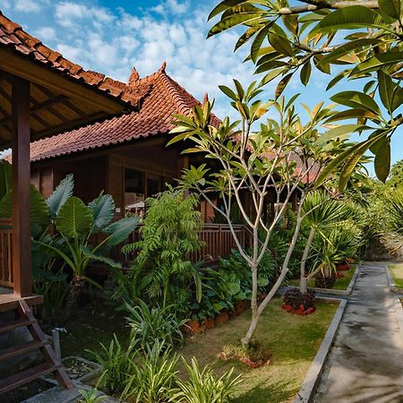 Hotel Karang Mas Lembongan Exterior foto
