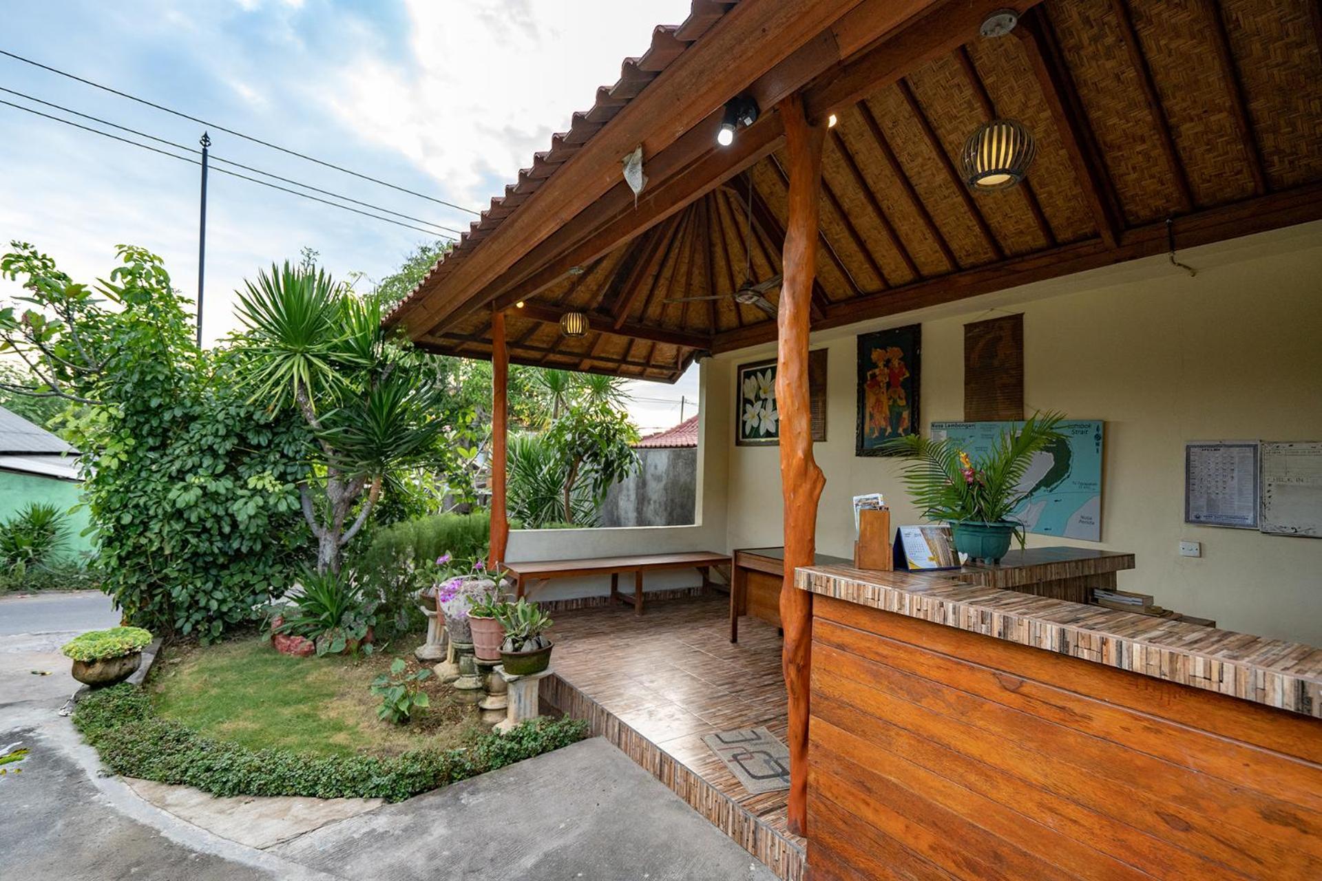 Hotel Karang Mas Lembongan Exterior foto