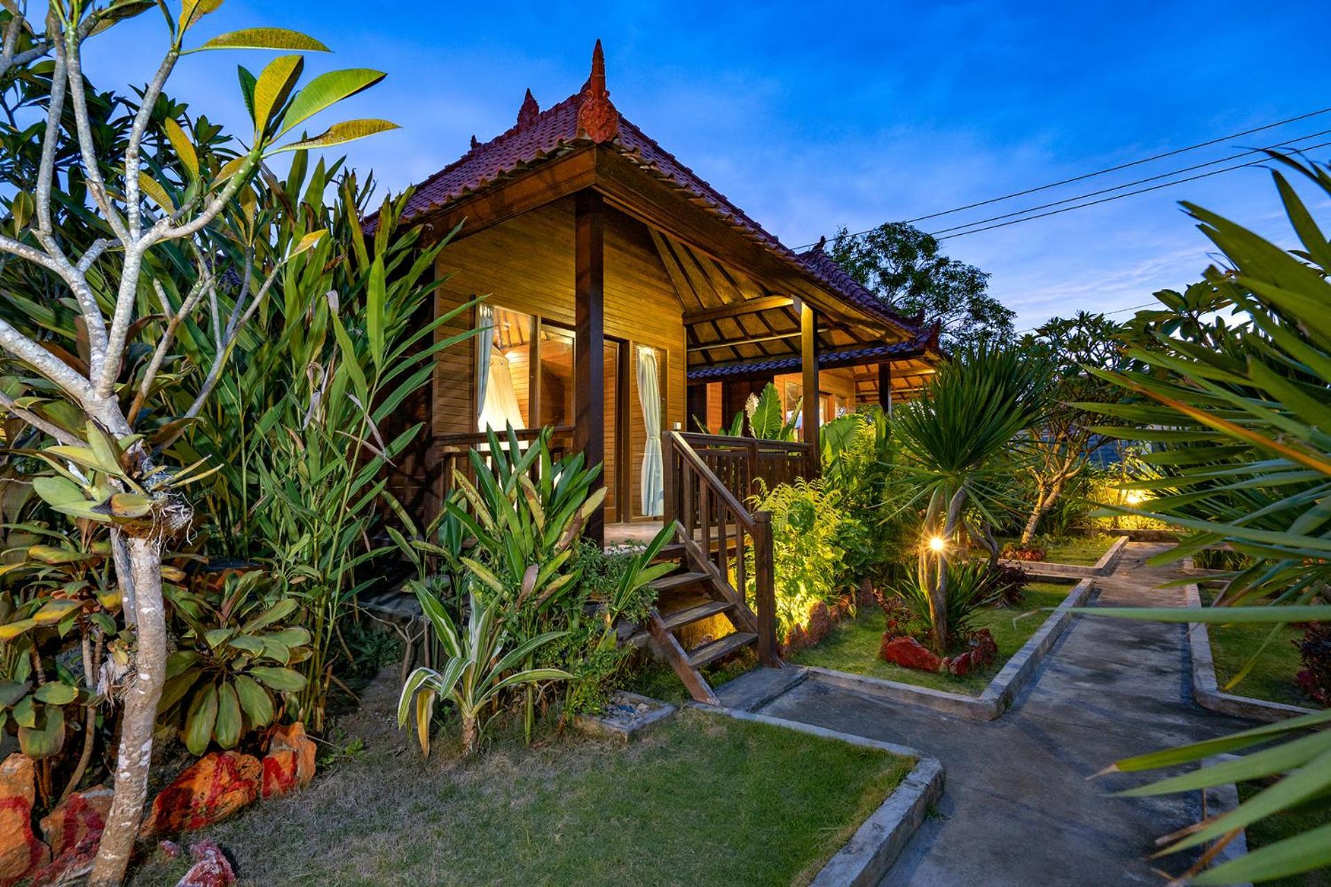 Hotel Karang Mas Lembongan Exterior foto