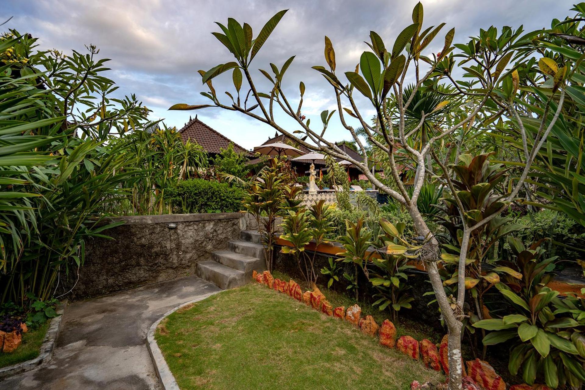 Hotel Karang Mas Lembongan Exterior foto