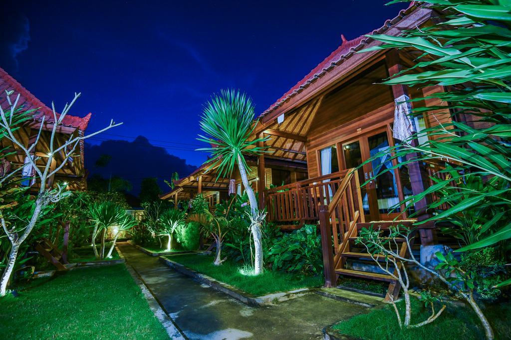Hotel Karang Mas Lembongan Exterior foto
