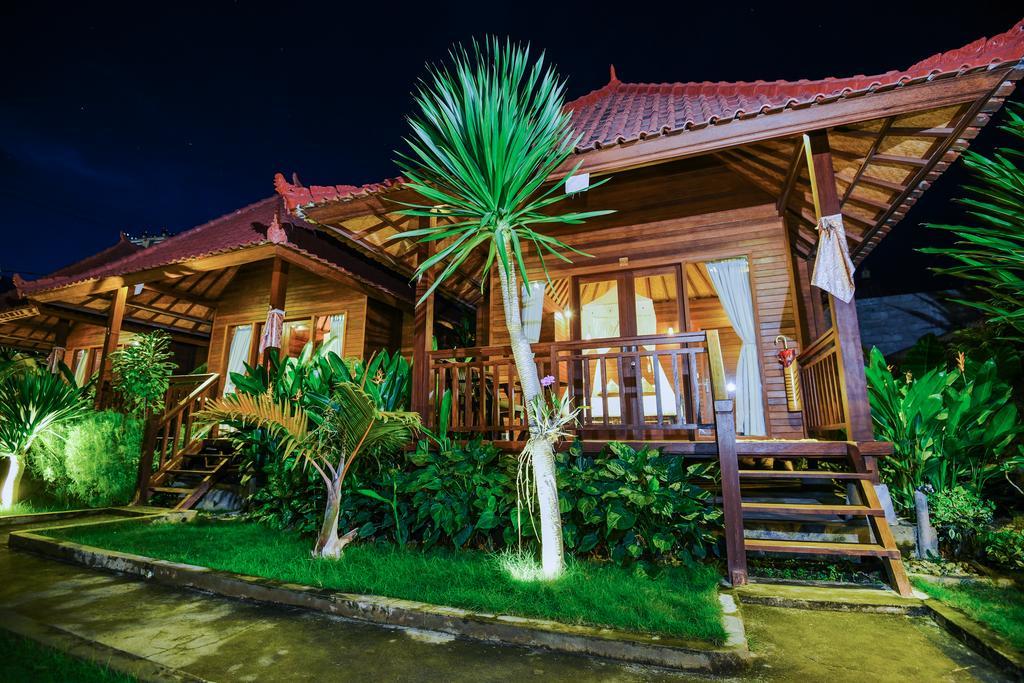 Hotel Karang Mas Lembongan Exterior foto