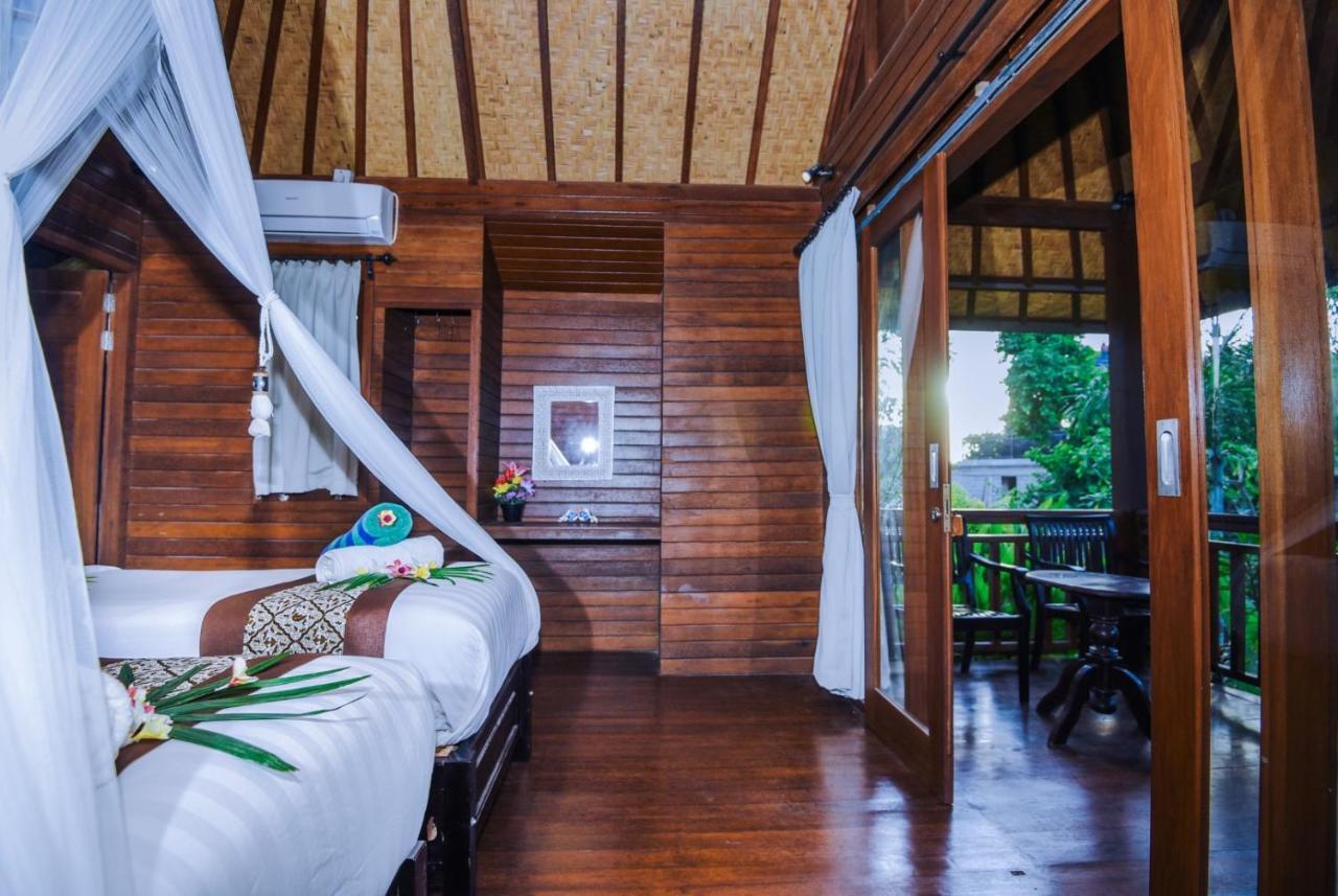 Hotel Karang Mas Lembongan Exterior foto
