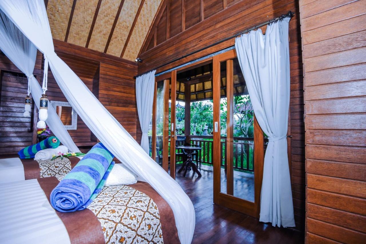 Hotel Karang Mas Lembongan Exterior foto